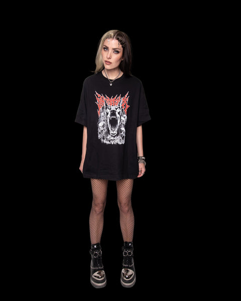 indiefoxx wearing black goth tee shirt