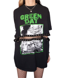 Indiefoxx Shop, Indiefoxx Design, Indiefoxx Sara, Indiefoxx Guitar, Indiefoxx Music, Indiefoxx Influencer, Indiefoxx content creator, Alternative clothing, Goth style, Indiefoxx Style