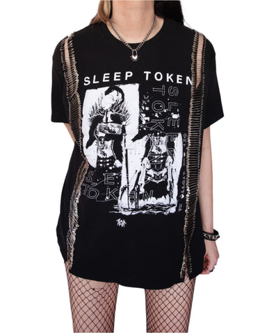 Indiefoxx Shop, Indiefoxx Design, Indiefoxx Sara, Indiefoxx Guitar, Indiefoxx Music, Indiefoxx Influencer, Indiefoxx content creator, Alternative clothing, Goth style, Indiefoxx Style