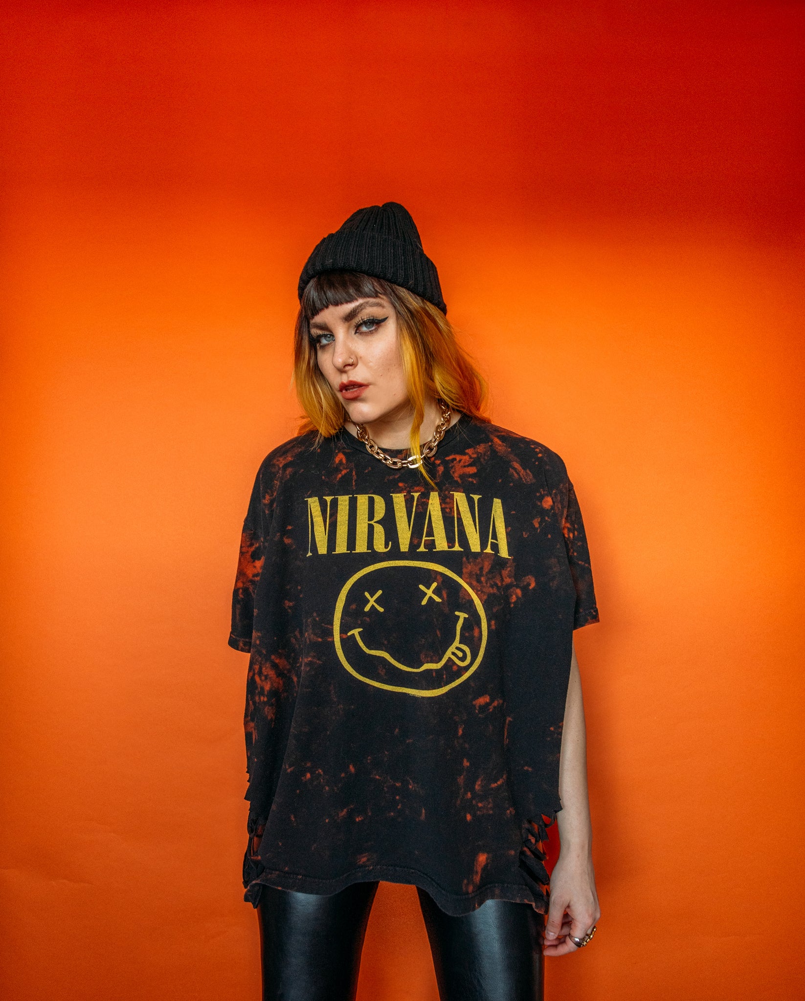 Nirvana Side Cute Out BleachedTee