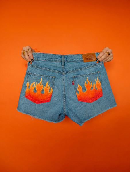 Flames Shorts Mid-Rise Style Size (2)